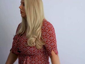 Kad Maćeha Karen Fisher Sazna Da Lexi Grey I Njezin Polubrat Rion King Pokazuju Svoje Intimnosti Na Svom Zum Pozivu Na Fakultet, Odluči Ozbiljno Porazgovarati O Seksu S Njima. Daje Im Najintimniju Lekciju Koju Nikad Neće Izmisliti