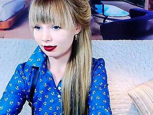 Pas Je Ervaring Aan Met Een Verbluffende Blonde Webcam Babe! Voldoe Aan Je Verlangens Terwijl Je Haar Ziet Spelen Met Haar Tieten, Haar Kutje Vingert En Een Beetje Sperma Krijgt. Geniet Van De Spanning Van Een Amateurvriendin!