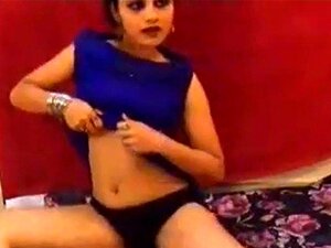 Desi Babs Com - Hot Desi Girls porn videos at Xecce.com