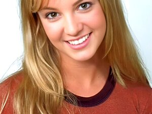 BRITNEY BANGING SPEARS!