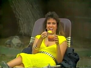 Niesamowita Gwiazda Porno Elle Rio W Niesamowitym Gangbang, Międzyrasowym Filmie Dla Dorosłych, Elle Rio