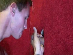 Pornô Gay Hardcore De Gloryhole E Punhetas Gays Safadas 32