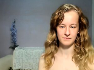 Dossexy Bitch Fucks Her Pussy With A Dildo