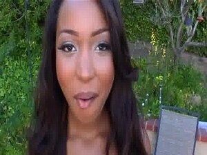 Cavalgando Um Pênis Luxurioso