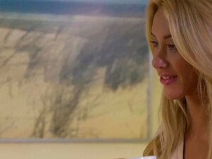 Dane Jones Gorące Lesbijki Całują I Liżą Cipki Przed Orgazmem Z Dużym Kutasem