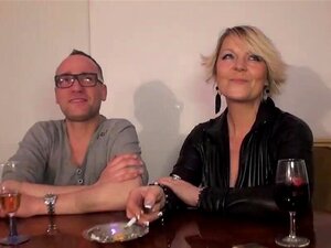 Blonde Stiefmoeder Die Ik Graag Neuk, Doet Haar Doxy Met 2 Jongens Voor Haar