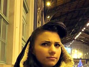 Лепа Чешка девојка покупила и изјебала за неколико долара