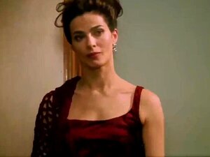 Ana Obregon Cena De Trio Nua Em ScandalPlanet.Com