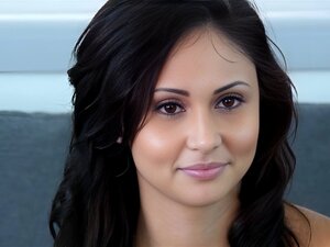 HD - CastingCouch-X Heta Ariana Marie Vill Knulla På Castingsoffan