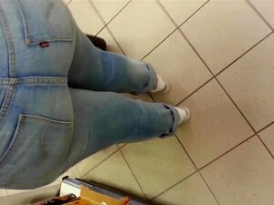 Niemiecka Milf Z Wielką Dupą