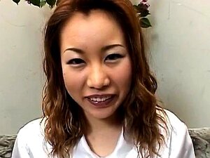 Ayumi Natsukawa Sticks Fingers In Her Nooky