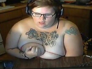 BBW Spuitende Orgasme Op Cam, Dikke Vrouw Heeft Een Spuitende Orgasme In De Keuken Op Webcam