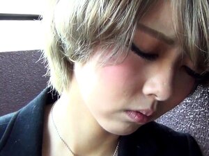 Μικροσκοπικό ασιατικό μουνί χύσια