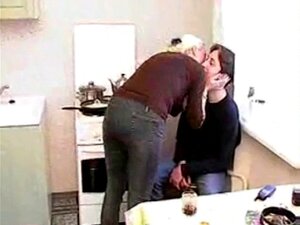 Dojrzała Kobieta Pożera Spermę