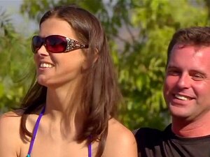 Zwykła Para Szuka Przygody W Sypialni Dom Orgii To świetny Wybór. Normalna Para Szuka Przygody W Sypialni. Wybierają Dom Swingersów, Który Oralnie Spełnia Każdą Ich Fantazję, Zanim Sprawi, że Ich Prywatne Wybuchną