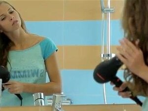 Bailey Bae Chupa A Amantes Rusos Teniendo Sexo Sensual