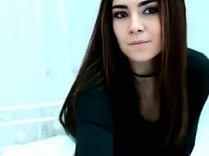 White Russian Brunette Fingering Her Honeycomb