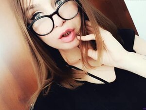 Naked Girl Selfie video porno & seks dalam kualitas tinggi di ...