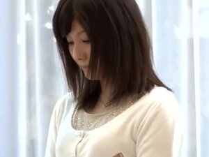 Nyonya muda untuk memprovokasi dengan adegan celana3 (disensor),