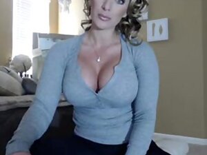 Nama Artis Jepang Hot Mom